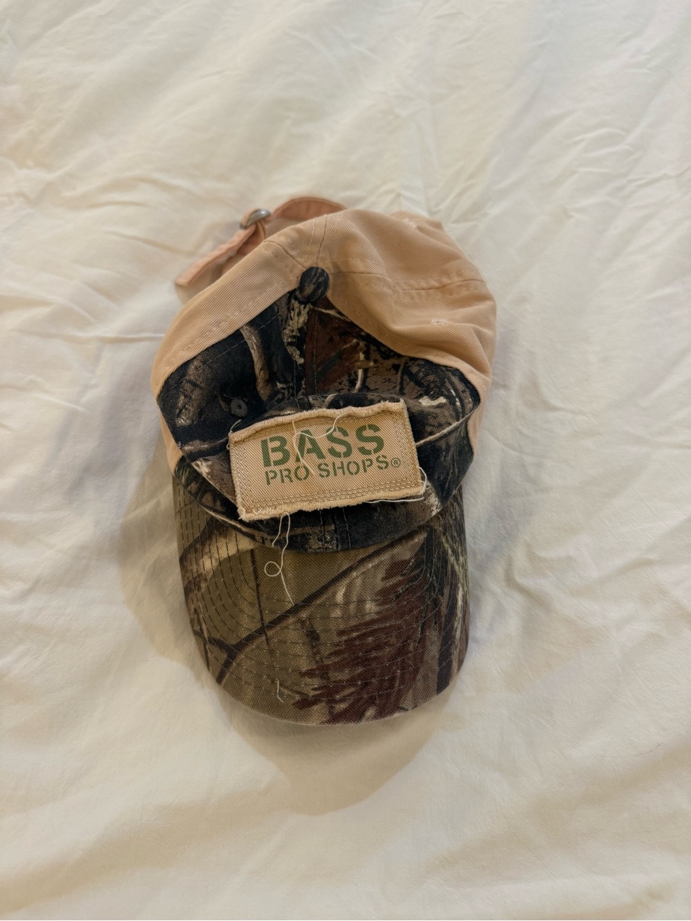 Vintage Bass Pro Shops Men's Camo Cap with Tan Crown